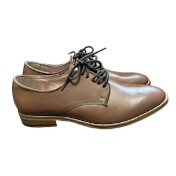 banana republic oxford leather dress shoe Banana Republic Mens Oxford Leather Dress Shoe. Sz. 10 1/2. Retail $150